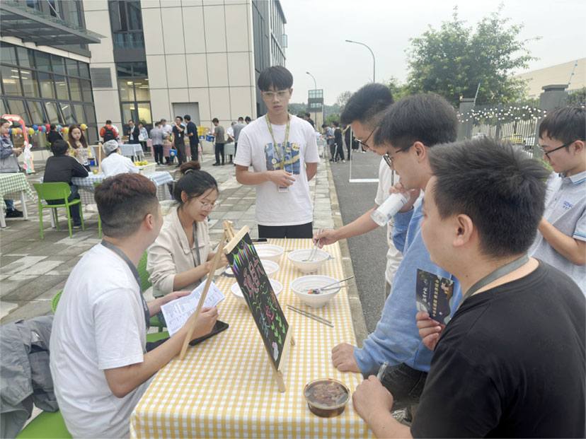 月满中秋·家国同庆|臻宝科技祝您中秋、国庆双节快乐(图3)